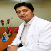 dr. Ikhwan Rinaldi, Sp.PD-KHOM Profile Photo