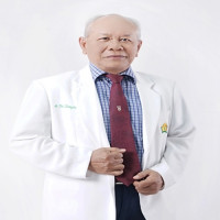 dr. Tri Damijatno, Sp.THT-KL Profile Photo