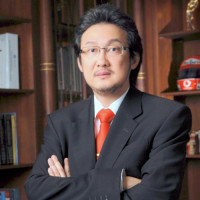 dr. Nicolaas C. Budhiparama, Sp.OT(K), FICS Profile Photo
