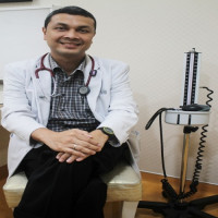 dr. Feriadi Suwarna, Sp.PD Profile Photo