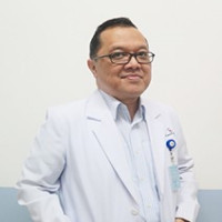 dr. Teguh Harjono Karjadi, Sp.PD-KAI Profile Photo