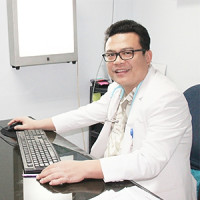 Dr. dr. Tri Juli Edi Tarigan, Sp.PD, KEMD, FINASIM Profile Photo