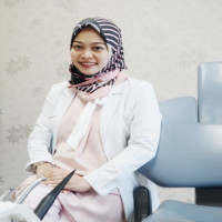 drg. Nadya Arimbi Suyatman Profile Photo