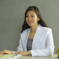 dr. Yenny Kumalawati Santosoatmodjo, Sp.A Profile Photo