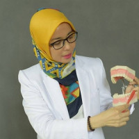 drg. Dyah Ayu Ninik Indrawati, Sp.KG Profile Photo